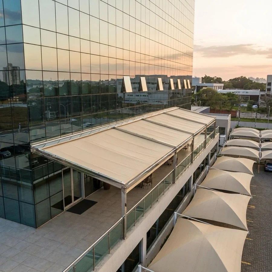 Toldo Fixo de Lona Sintética PVC — Toldos e Esquadrias
